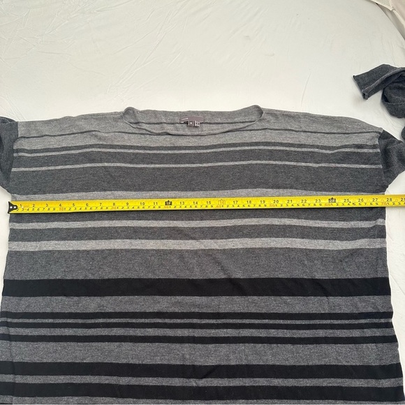 Vince black gray striped Merino wool rayon blend boatneck lightweight sweater - Picture 6 of 10